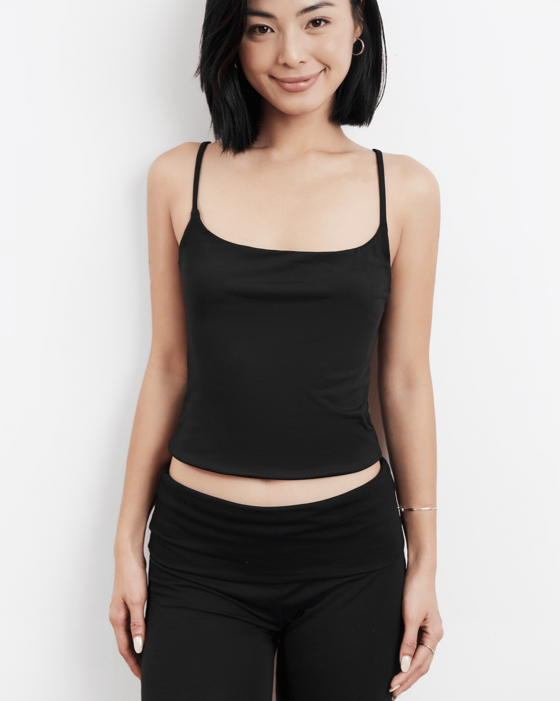 Áo 2 dây nữ ôm cổ vuông
